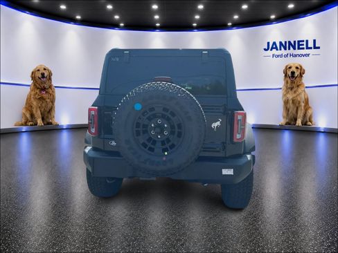 New 2026 Ford Bronco Outer Banks w/ Sasquatch Package AWD/4WD image 7