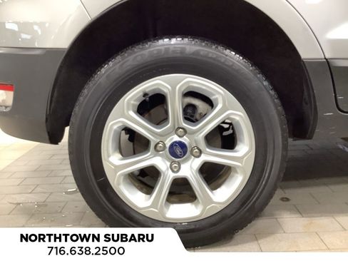 Used 2019 Ford EcoSport SE w/ SE Convenience Package image 24