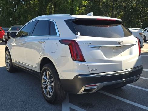 Used 2021 Cadillac XT5 Premium Luxury image 3