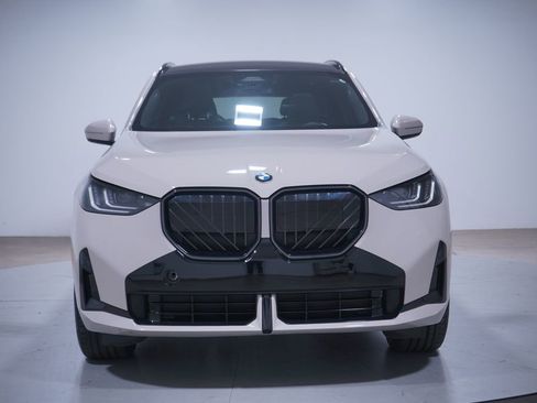 Used 2025 BMW X3 xDrive30i w/ M Sport Package image 4