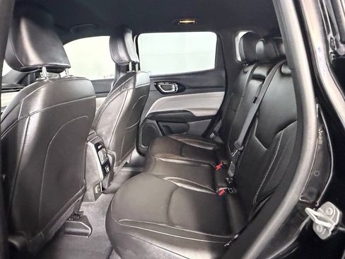 Used 2025 Jeep Compass Limited AWD/4WD image 16