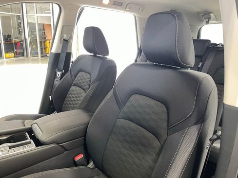 New 2026 Nissan Pathfinder SV FWD image 14