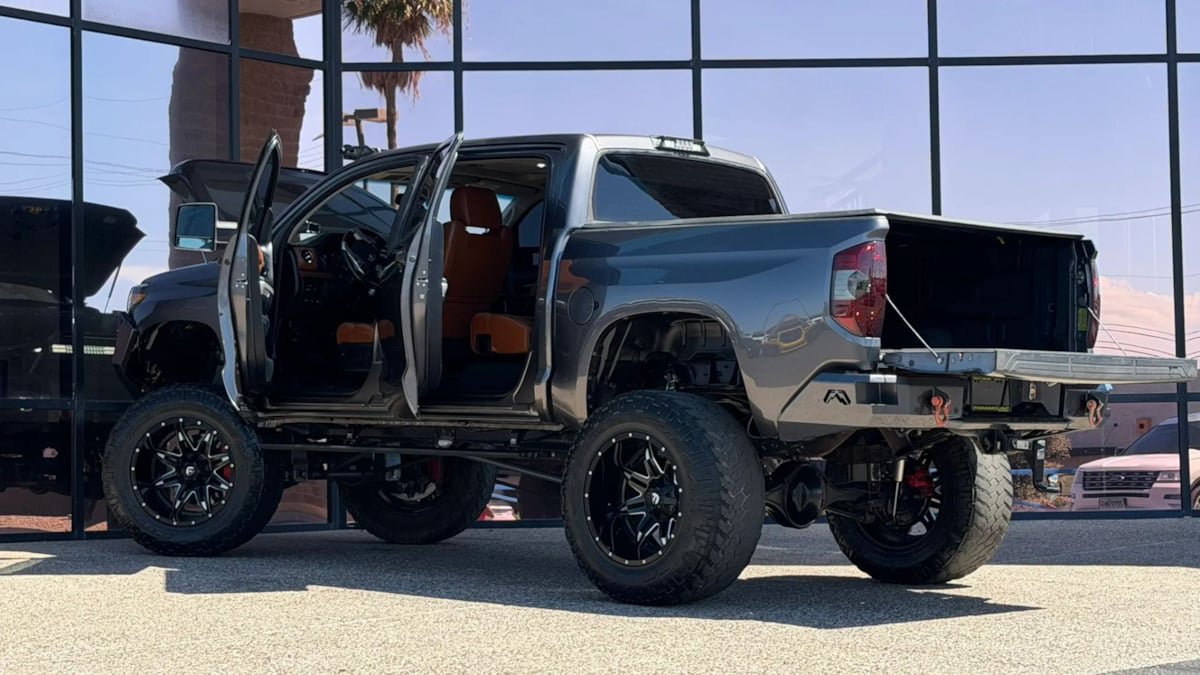 Used 2014 Toyota Tundra 1794 Edition AWD/4WD image 26