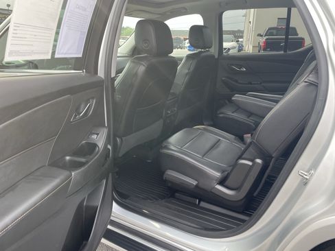 Used 2018 Chevrolet Traverse Premier w/ LPO, 'HIT The Road' Package AWD/4WD image 29