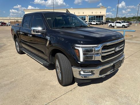 Used 2024 Ford F150 Lariat w/ Bed Utility Package AWD/4WD image 18