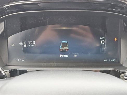 New 2026 Lincoln Corsair Premiere image 15