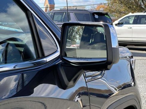 Used 2023 GMC Sierra 1500 Denali Ultimate image 6