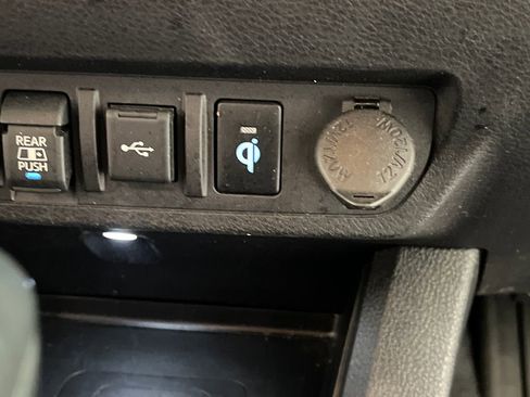 Used 2023 Toyota Tacoma TRD Off-Road w/ Technology Package AWD/4WD image 45