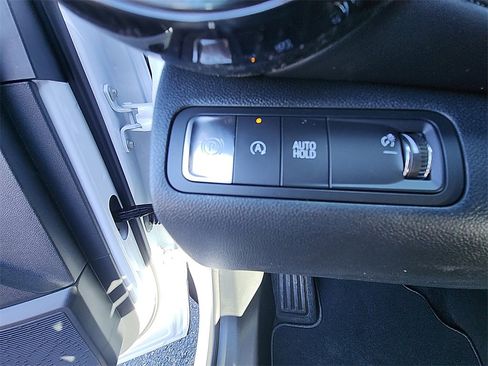 New 2026 Chevrolet Equinox LT w/ Convenience Package II image 20