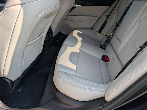 Used 2021 Cadillac CT4 Luxury RWD image 10