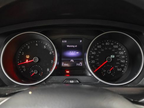 Used 2020 Volkswagen Tiguan S image 26