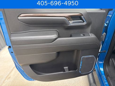 Used 2022 Chevrolet Silverado 1500 LT AWD/4WD image 22