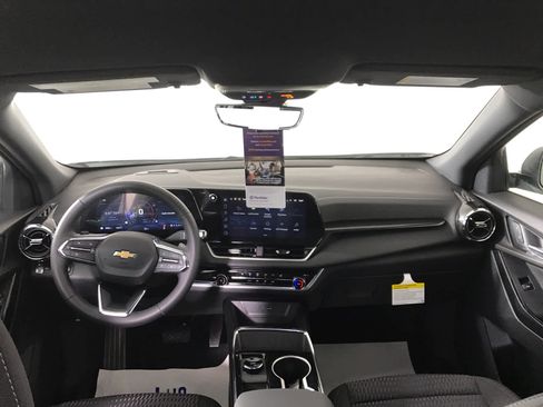 New 2026 Chevrolet Equinox LT image 35