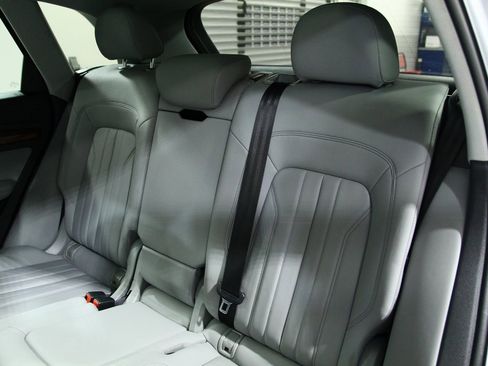 Used 2021 Audi Q5 2.0T Premium Plus w/ Premium Plus Package image 26