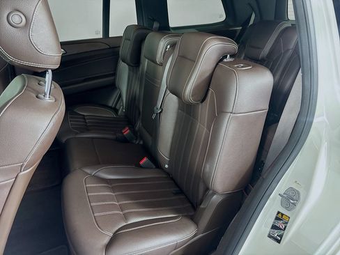 Used 2019 Mercedes-Benz GLS 450 4MATIC image 23