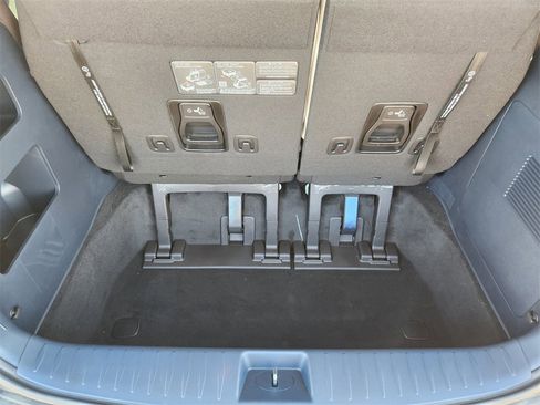New 2026 Kia Carnival SX image 23