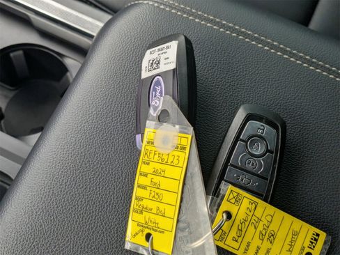 Used 2024 Ford F250 Lariat image 37