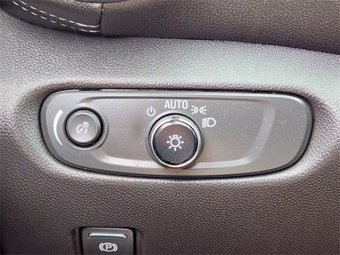 Used 2023 Chevrolet Blazer LT w/ Driver Confidence Package image 22