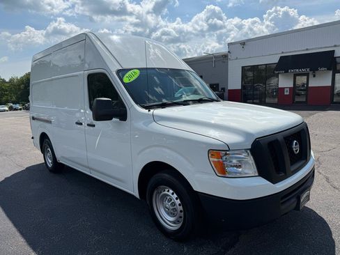 Used 2018 Nissan NV 2500 S RWD image 16