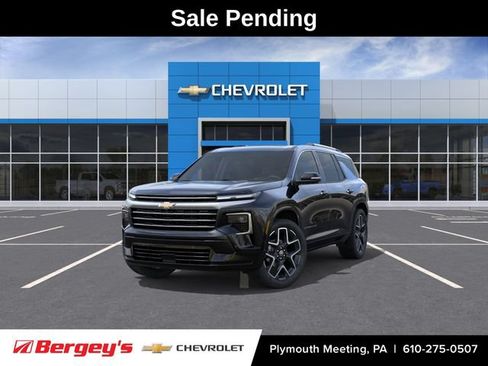 New 2026 Chevrolet Traverse High Country w/ LPO, Floor Liner Package AWD/4WD image 1