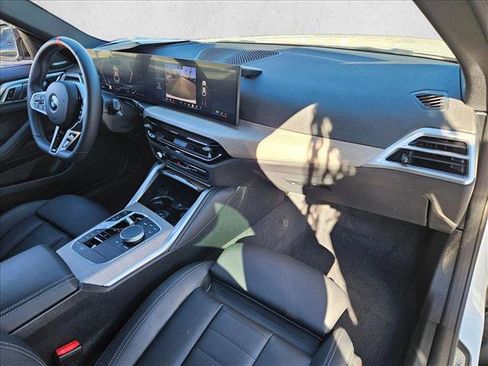 Certified 2025 BMW M440i w/ Premium Package image 22