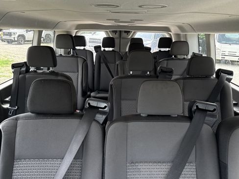 Used 2025 Ford Transit 350 XLT RWD image 5