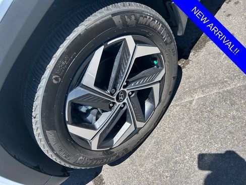 Used 2023 Hyundai Tucson SEL AWD/4WD image 2