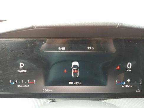Used 2025 Nissan Murano SV AWD/4WD image 19