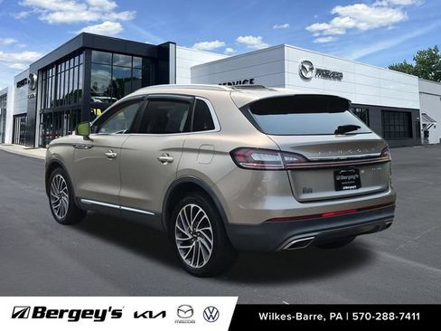Used 2020 Lincoln Nautilus Reserve AWD/4WD image 8
