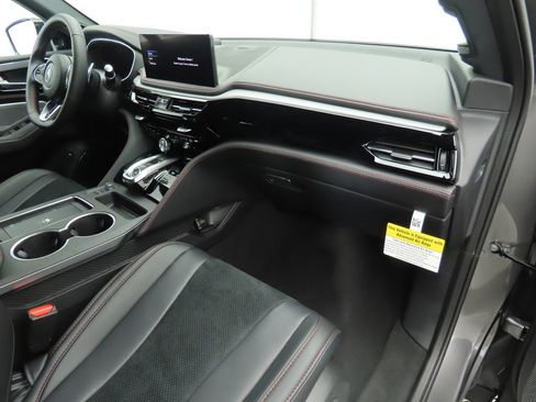 Used 2026 Acura MDX A-Spec image 19