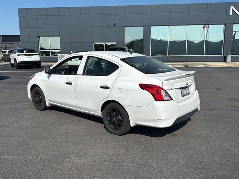 Used 2019 Nissan Versa S Plus FWD image 6