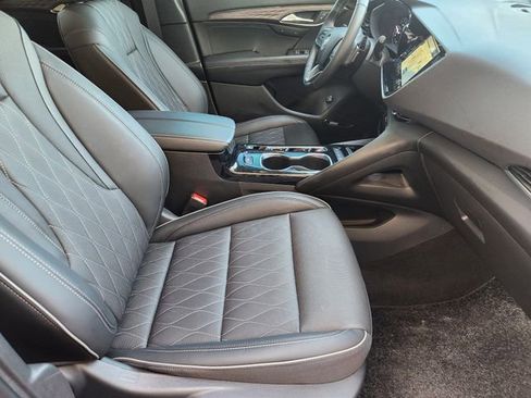 Used 2023 Buick Envision Avenir AWD/4WD image 14