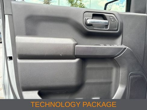 Used 2026 Chevrolet Silverado 1500 Custom w/ LPO, Dark Essentials Package AWD/4WD image 3