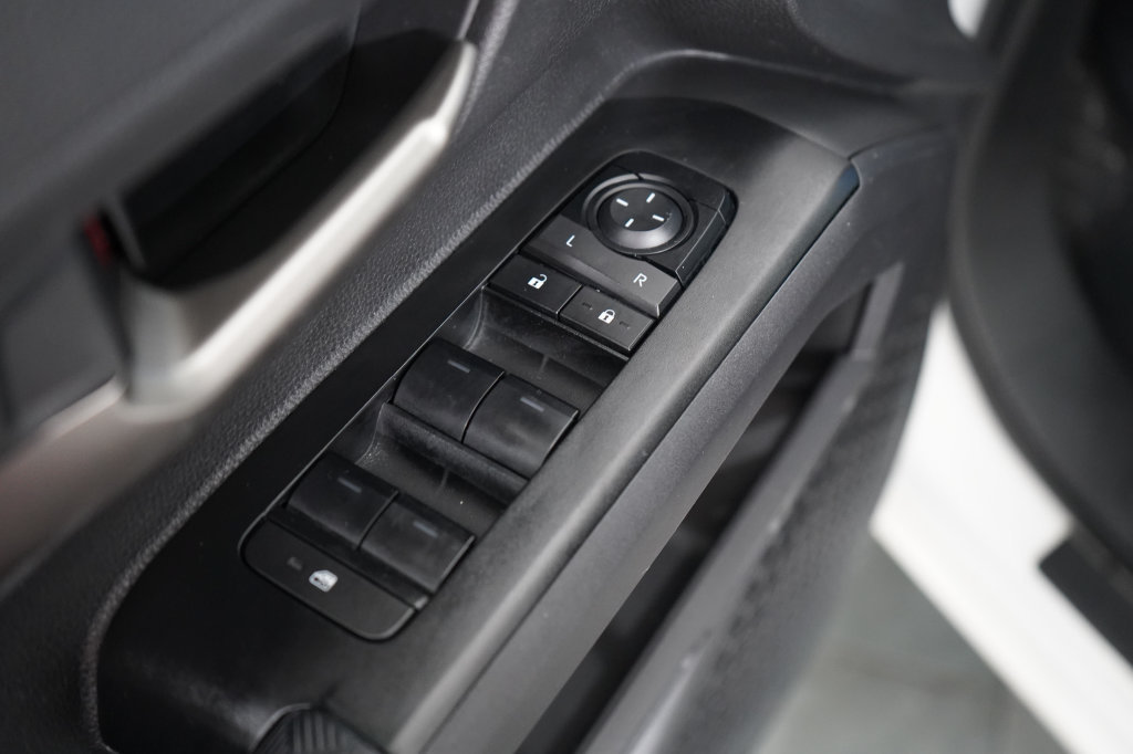 Used 2025 Toyota Tacoma TRD Off-Road AWD/4WD image 20