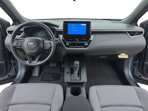 Used 2026 Toyota Corolla Cross S image 9