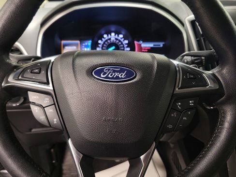 Used 2020 Ford Edge SEL w/ Convenience Package image 18