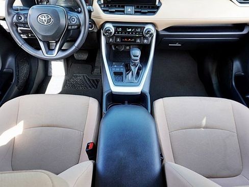 Used 2025 Toyota RAV4 XLE w/ Convenience Package FWD image 20