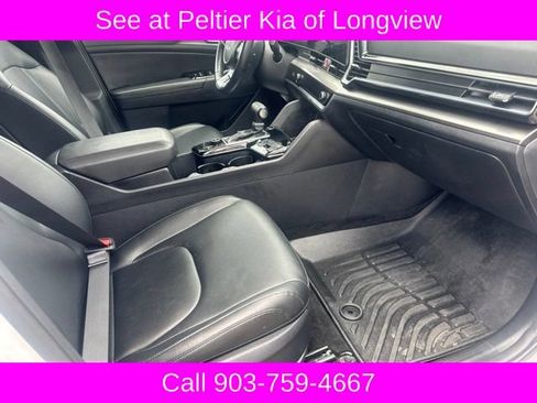 Used 2025 Kia Sportage EX FWD image 10