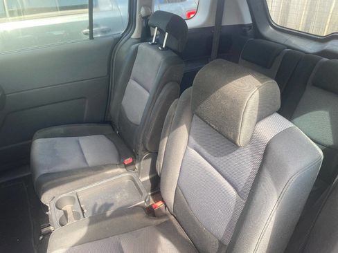 Used 2007 MAZDA MAZDA5 Touring image 6