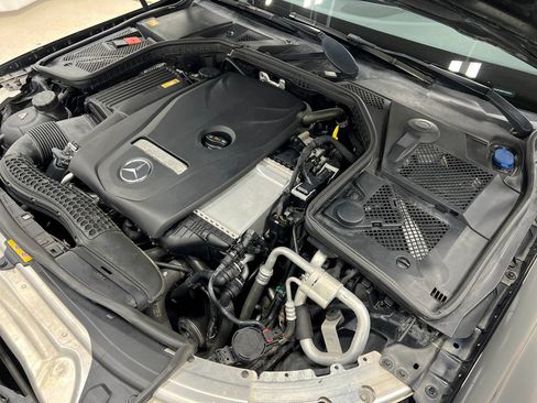 Used 2015 Mercedes-Benz C 300 4MATIC Sedan image 28