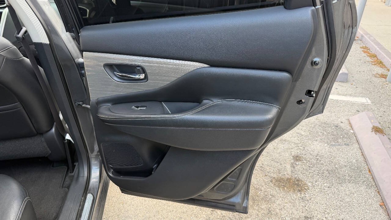 Used 2015 Nissan Murano SL w/ SL Technology Package AWD/4WD image 21