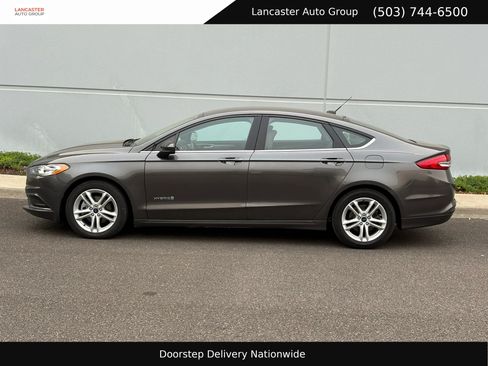 Used 2018 Ford Fusion S FWD image 3