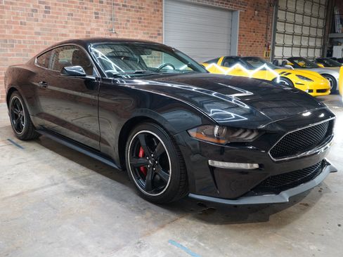 Used 2019 Ford Mustang Bullitt w/ Bullitt Electronics Package RWD image 3
