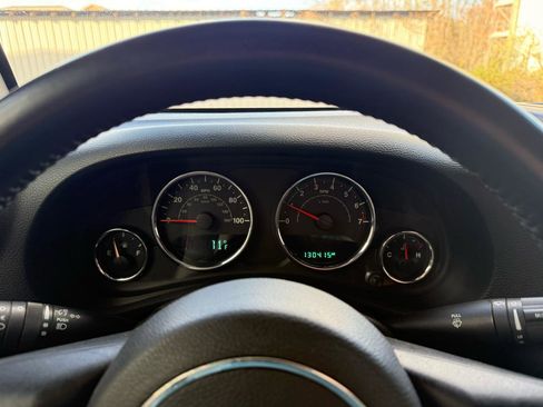 Used 2017 Jeep Wrangler Sport image 25