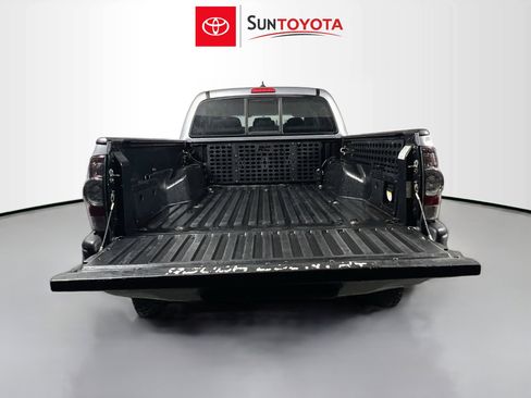 Used 2015 Toyota Tacoma 4x4 Double Cab image 33