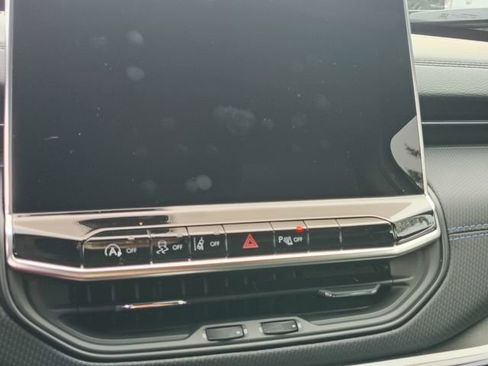 New 2026 Jeep Compass Limited w/ Sun, Sound & Navigation Group image 24