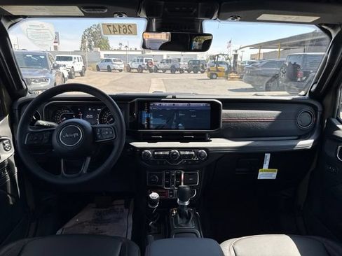 New 2026 Jeep Gladiator Rubicon AWD/4WD image 19