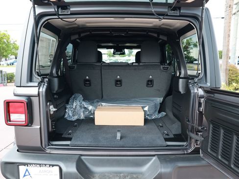 New 2026 Jeep Wrangler Sport S image 32