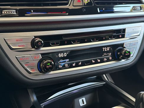 Used 2017 BMW ALPINA B7 xDrive AWD/4WD image 18