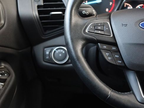 Used 2019 Ford Escape SEL AWD/4WD image 34